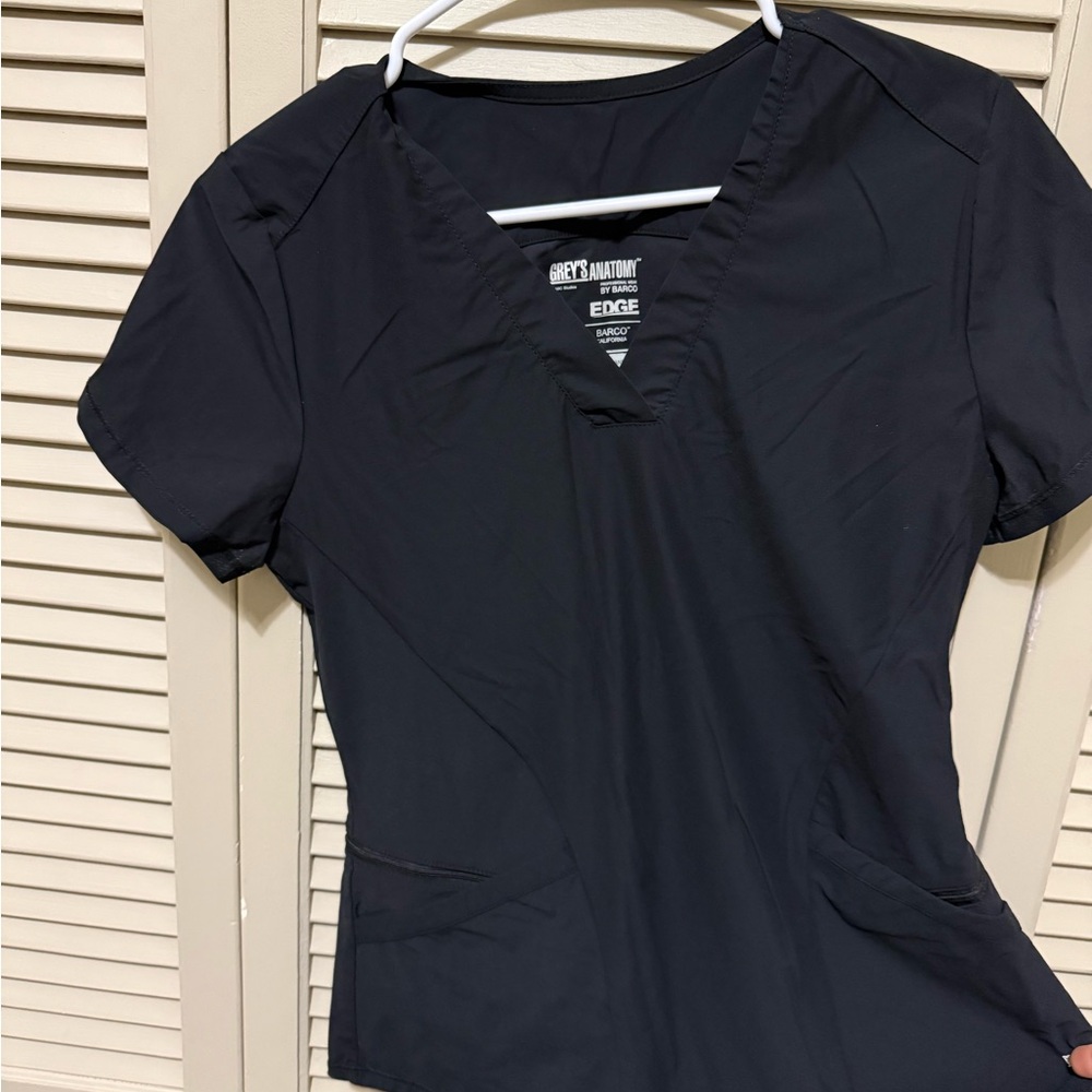 Grey's Anatomy Women's V-Neck Scrub Top